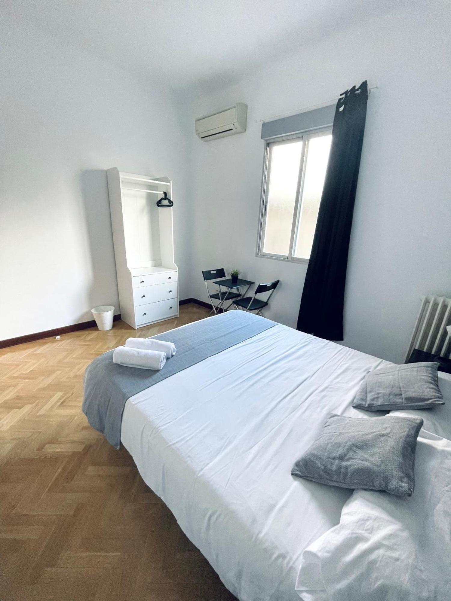 Ibiza Habitaciones مدريد المظهر الخارجي الصورة